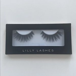 Lilly Lashes Chicago
